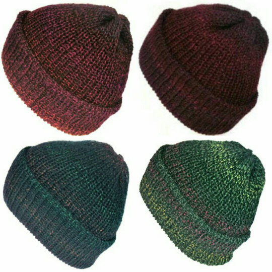 The Green grunge beanie hat, slouchy hat or turn-up beanie, handmade with soft acrylic yarn - Image 7