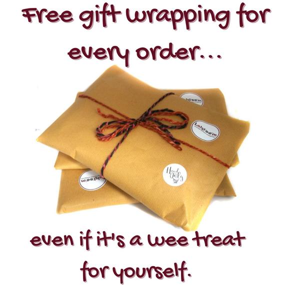 The Green grunge beanie hat, slouchy hat or turn-up beanie, handmade with soft acrylic yarn - Image 9